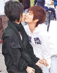 娱乐圈中同性女星名单,她们的爱情故事与勇敢选择